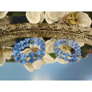 Bracelets 2 Blue Bold Beautiful Stretch Iridescent Sky Blue Marble Beads Unique